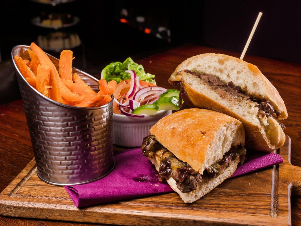 Burnley North Oaks Hotel And Leisure Club 외부 사진