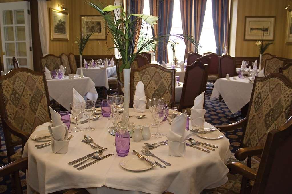 Burnley North Oaks Hotel And Leisure Club 레스토랑 사진