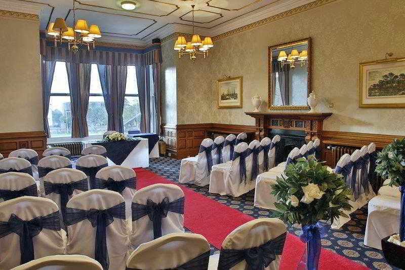 Burnley North Oaks Hotel And Leisure Club 외부 사진